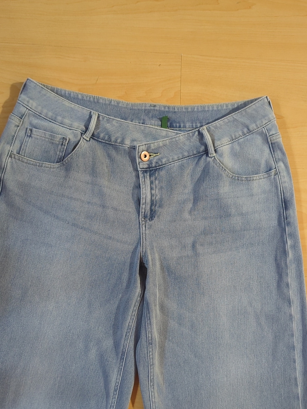 Halara Flex™ Asymmetric Low Rise Zipper Pockets Baggy Wide Leg Washed Jeans L - Picture 6 of 10